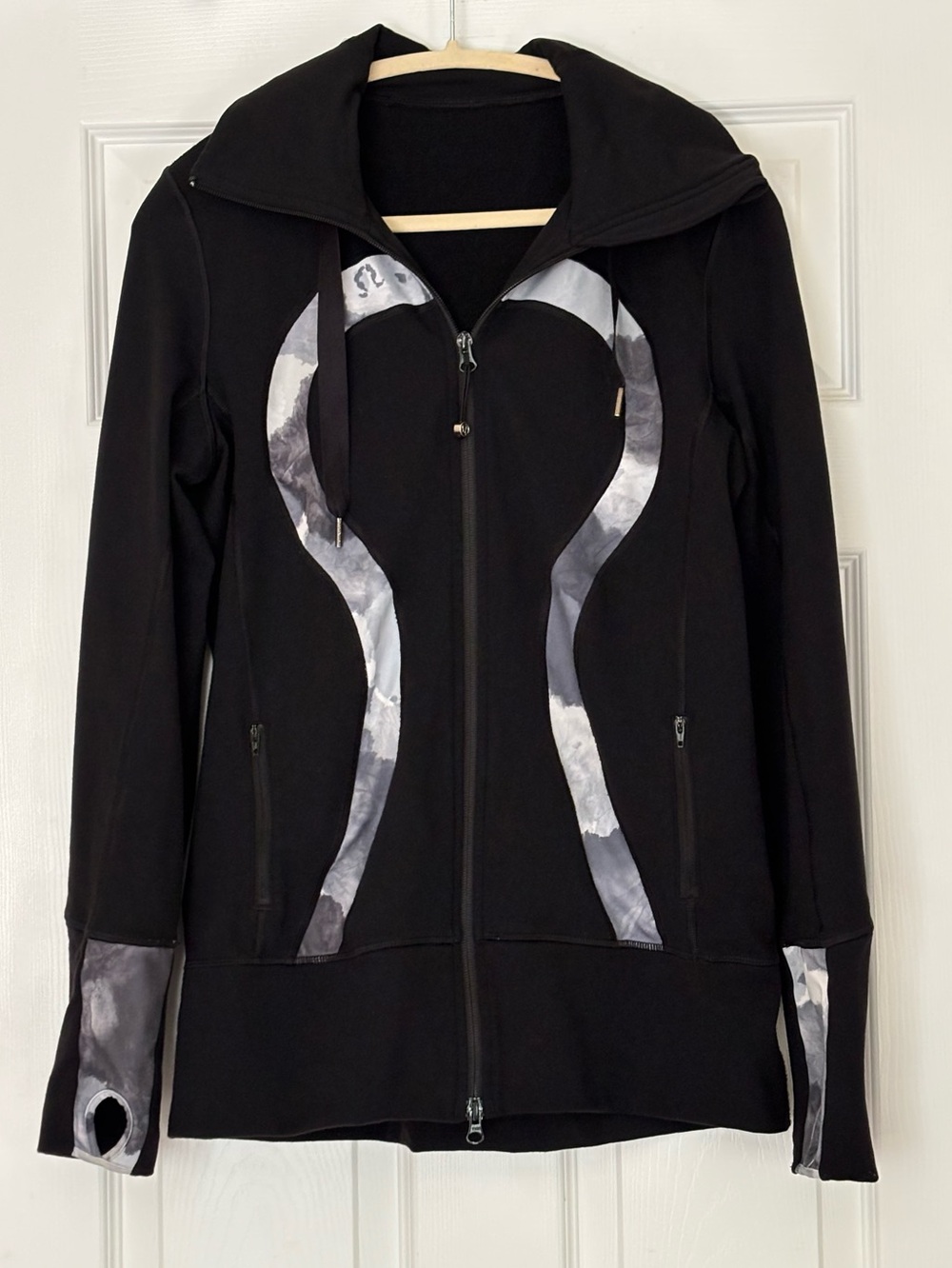 Lululemon Black Stride Jacket Size 10 EUC